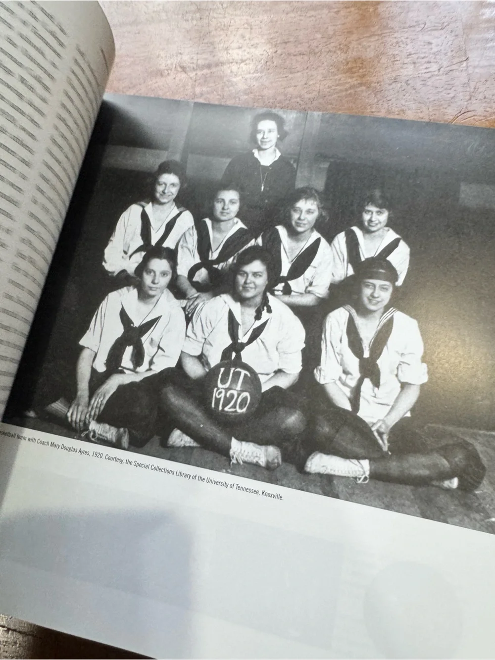 Debby Shriver In the Footsteps of Champions Lady Vols 2008 Coffee Table Book